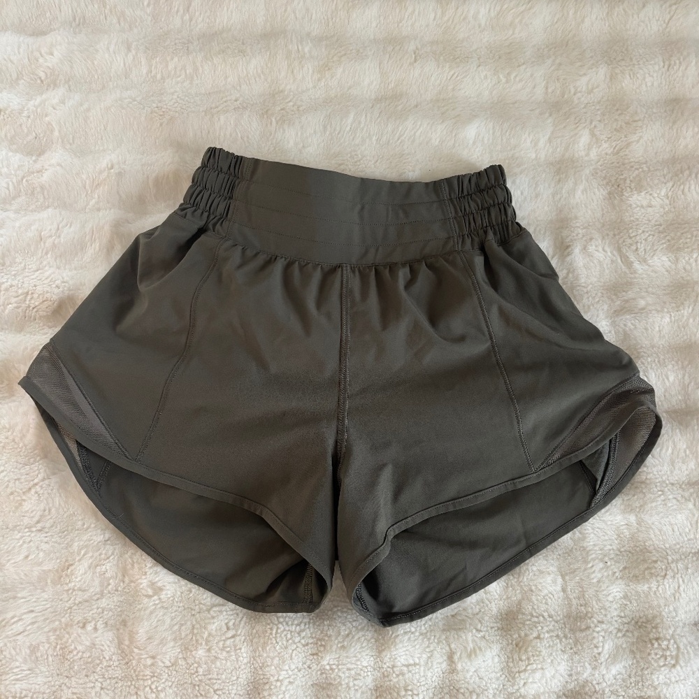 Lululemon green Hottie Hot shorts